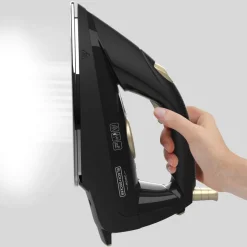 Black+Decker BXSS2400E Ferro da Stiro con Caldaia 2400 W