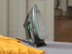 BRAUN Ferro da stiro a vapore SI5277GR 2700W