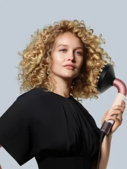 DYSON - Supersonic r™ Asciugacapelli Professionale effetto Riccio/Mosso, 1600 Watt, 3 velocità, 5 accessori, 110.000 giri - Rosa