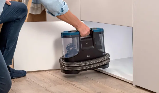 Hoover HS500 011 Pulitore a vapore portatile 1,5 L 400 W Nero, Blu