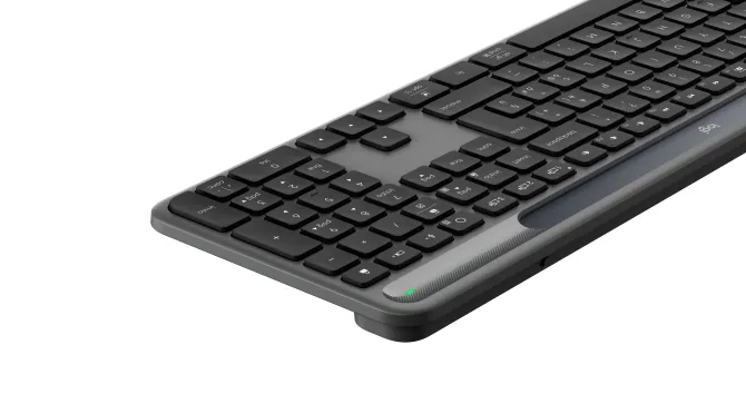 Logitech K980 Signature Slim Solar+ tastiera wireless Bluetooth
