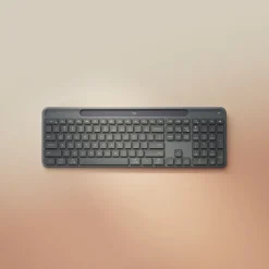 Logitech K980 Signature Slim Solar+ tastiera wireless Bluetooth