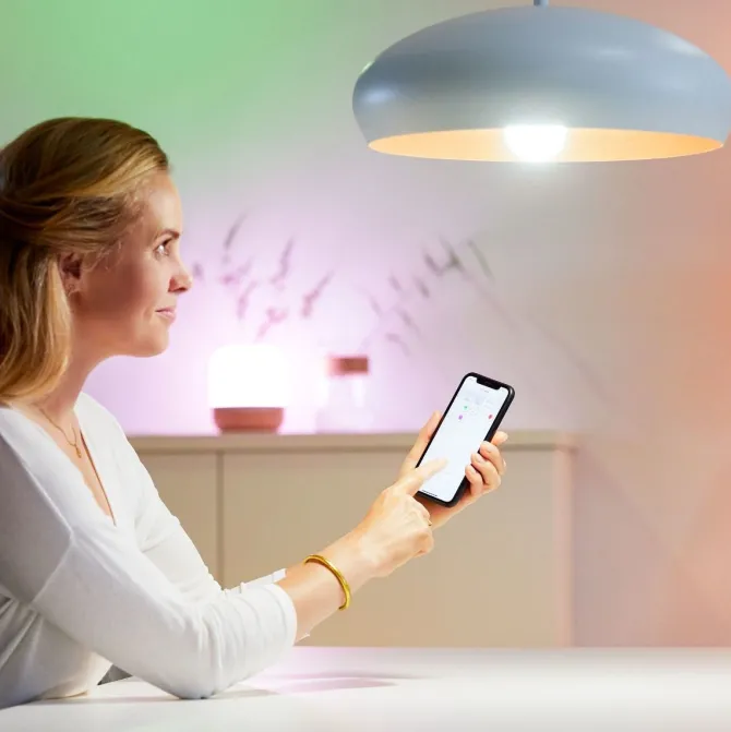 WiZ 8718699787110 soluzione di illuminazione intelligente Lampadina intelligente 4,9 W Bianco Wi-Fi